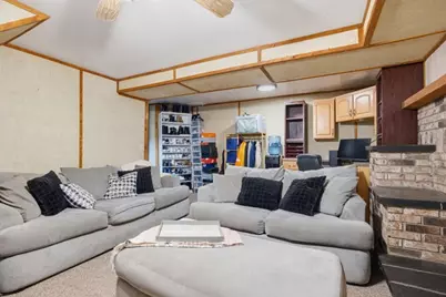 890 Grandview Rd, Ellwood City, PA 16117 - Photo 25