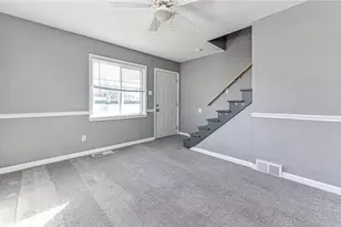 1711 Mercer St, Hopewell Township, PA 15001 - Photo 9