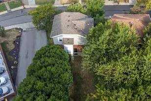 315 Lavina Ave, Pittsburgh, PA 15216 - Photo 5