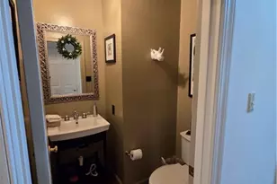 2001 Buckingham Dr, Marshall, PA 16046 - Photo 5