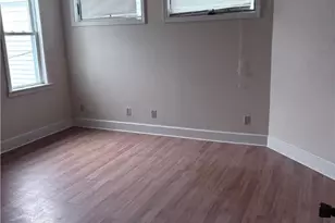 121 Hamilton Ave, Vandergrift, PA 15690 - Photo 9