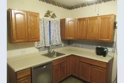 126 Brokaw Ave, Donora, PA 15033 - Photo 11