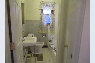 126 Brokaw Ave, Donora, PA 15033 - Photo 27