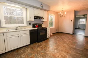 470 N Liberty Rd, Liberty Township, PA 16127 - Photo 19