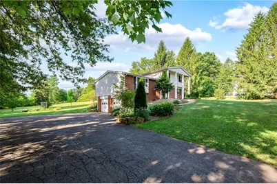 809 W Old Route 422, Franklin Township, PA 16001 - Photo 29