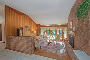 4555 Glen Eden Rd, Cranberry Township, PA 16066 - Photo 9