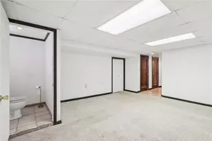 1800 Younger Ave, Banksville/Westwood, PA 15216 - Photo 27