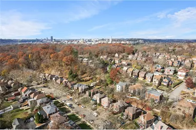 5469 Pocusset St, Pittsburgh, PA 15217 - Photo 31