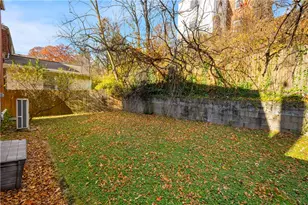 5469 Pocusset St, Pittsburgh, PA 15217 - Photo 27