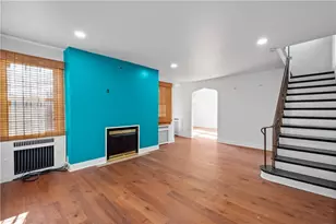 5469 Pocusset St, Pittsburgh, PA 15217 - Photo 11
