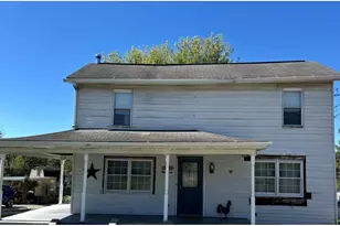 464 Bridgeport Rd, Mount Pleasant Township, PA 15666 - Photo 1