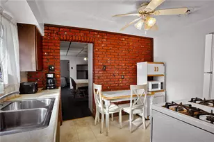 137 S 16th St, Pittsburgh, PA 15203 - Photo 17