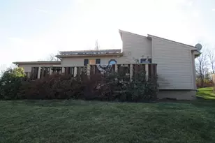 25 Tami Dr, Hempfield Township, PA 15601 - Photo 9