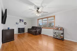 2725 Locust Dr, Peters Township, PA 15241 - Photo 5