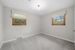 2725 Locust Dr, Peters Township, PA 15241 - Photo 25