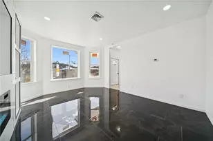 435 N Broadway St, Scottdale, PA 15683 - Photo 5