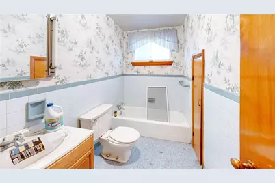 1022 Melrose Ave, Ambridge, PA 15003 - Photo 17