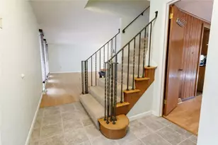 103 Tynewood Dr, Wilkins Township, PA 15145 - Photo 3