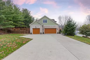 212 Scotch Pine Ct, Pine Township, PA 15044 - Photo 5