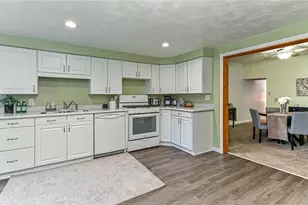 223 10th St, Pittsburgh, PA 15215 - Photo 13