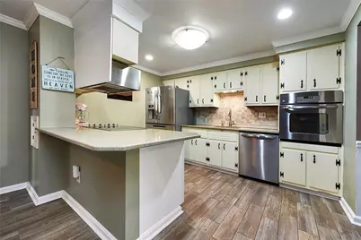 1146 Airedale Dr, Bethel Park, PA 15102 - Photo 13