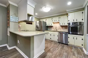 1146 Airedale Dr, Bethel Park, PA 15102 - Photo 13