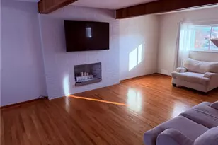 203 Clover Dr, Elizabeth Twp/Boro, PA 15037 - Photo 3