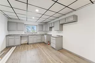 1706 Rhine St, Spring Hill, PA 15212 - Photo 15