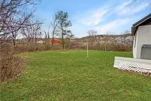 26 McNair Ave, Burgettstown Boro, PA 15078 - Photo 5