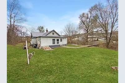 26 McNair Ave, Burgettstown Boro, PA 15078 - Photo 1