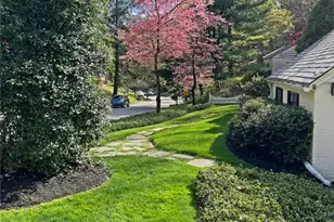 401 Valley Dr, Pittsburgh, PA 15215 - Photo 5