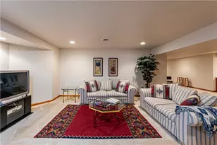 701 Rembrandt Cir, Hempfield Township, PA 15642 - Photo 39