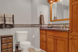 130 Tippecanoe Dr, Hempfield Township, PA 15601 - Photo 19