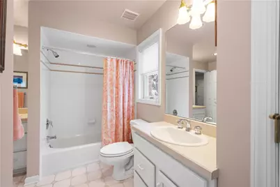 1095 Saint Mellion Dr, Collier Township, PA 15142 - Photo 17