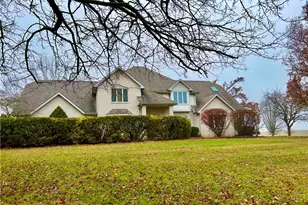 125 Moween Rd, Loyalhanna, PA 15681 - Photo 1