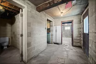 400 Locust St, Masontown, PA 15461 - Photo 41