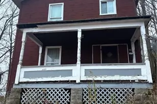 621 Hillside Ave, Washington, PA 16323 - Photo 1