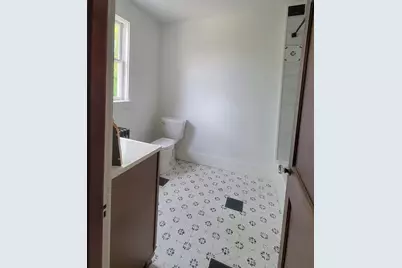 1204 Church St, Ambridge, PA 15003 - Photo 25