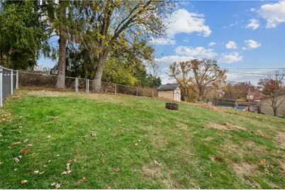 5300 Spring Valley Dr, Pittsburgh, PA 15236 - Photo 25