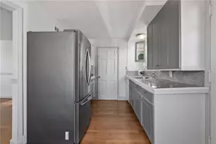 264 Nantucket Dr, Pittsburgh, PA 15236 - Photo 9