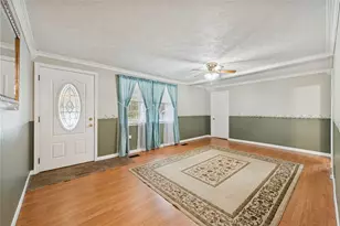 1013 Franklin St, Scottdale, PA 15683 - Photo 3