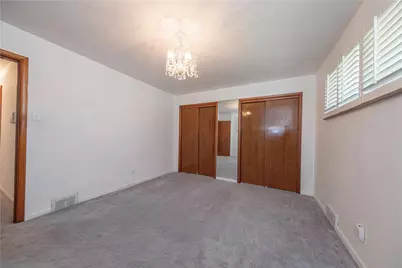 967 Illinois Ave, Pittsburgh, PA 15221 - Photo 15