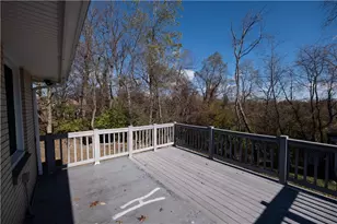 967 Illinois Ave, Pittsburgh, PA 15221 - Photo 23