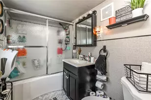 2201 Harbor, Spring Hill, PA 15212 - Photo 9