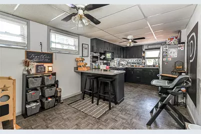 2201 Harbor, Spring Hill, PA 15212 - Photo 5