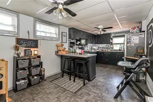 2201 Harbor, Spring Hill, PA 15212 - Photo 5