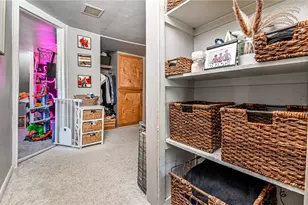 2201 Harbor, Spring Hill, PA 15212 - Photo 11