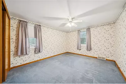 1013 10th St, Irwin, PA 15642 - Photo 19