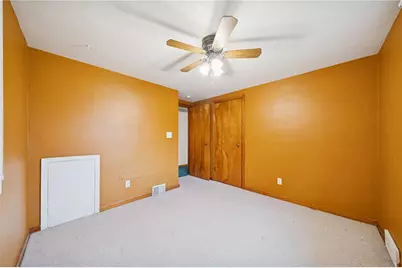 1013 10th St, Irwin, PA 15642 - Photo 13