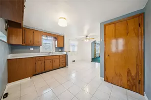 1013 10th St, Irwin, PA 15642 - Photo 7